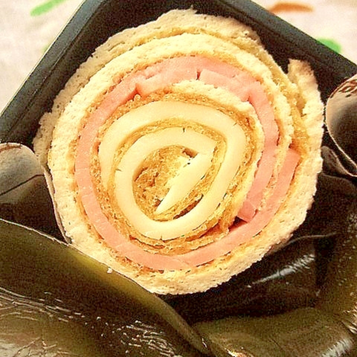 ハムチーズ入り くるくる油揚げ レシピ 作り方 By はぁぽじ 楽天レシピ ハムチーズ入り くるくる油揚げ レシピ 作り方 By はぁぽじ 楽天レシピ
